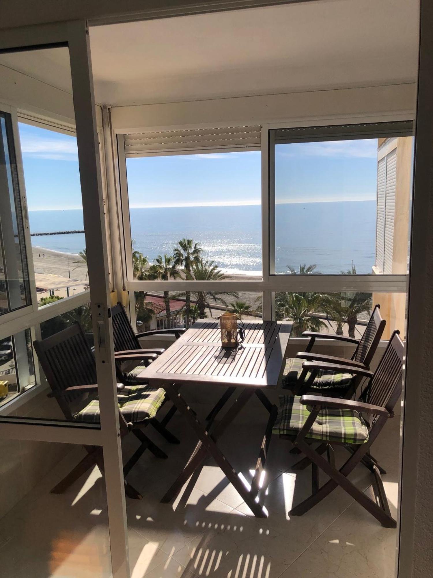 Estudio Mar En Calma, Primera Linea De Playa Con Vistas Al Mar Torrox Kültér fotó